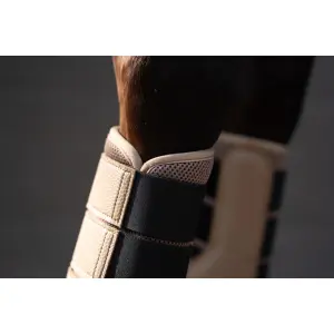 Zamknięte buty dla koni HKM Comfort Breath image-3