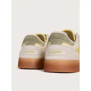 Trainers Hoff Park image-4