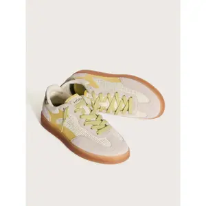 Trainers Hoff Park image-1