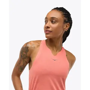 Camiseta de tirantes para mujer Hoka Race Day image-3