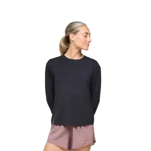 Women's long sleeve T-shirt Hoka Essential image-0