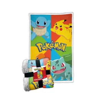 Kids' sherpa blanket Homadict Pokemon Starter image-0