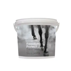 Horse hoof grease Horse Of The World 2,5 kg image-0