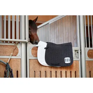 Horse saddle pad with Velcro fastening HorseGuard image-1