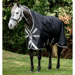 aarwl1-kji0-66-outdoor-decke-fur-pferde-horseware-amigo-1200d-wug-50g-black-titanium-grey-silver