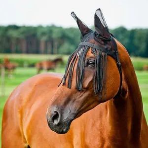 Maska przeciw muchom dla koni z czapeczką Horze