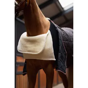 Shoulder protector for horses Horze Confort image-4