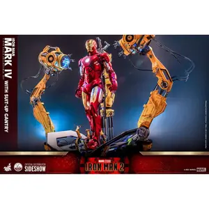 Collectible figurine Hot Toys Iron Man 2 Mark IV Suit-Up Gantry image-6