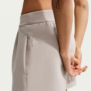 Shorts för kvinnor Nike 24.7 ImpossiblySoft image-4