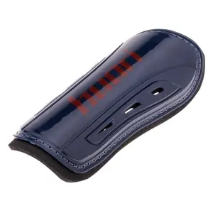 Protectores de canelas Huari Machado image-2