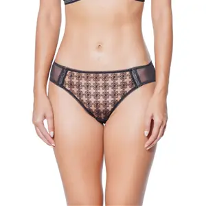 Shorty woman Huit Café image-0
