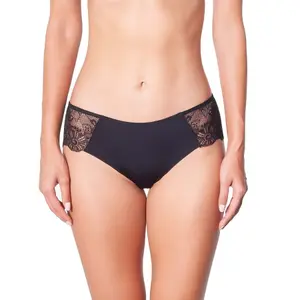 Shorty woman Huit Grand Jeu image-1