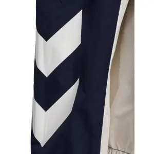 Women's sweat jacket Hummel D Ripstop image-3
