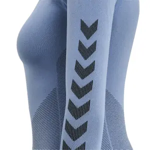 Camiseta de manga larga para mujer Hummel First image-5