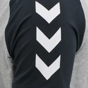 Camiseta Hummel hmlmark image-4