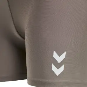 Damskie bawełniane szorty mid-rise Hummel TE Maja image-6