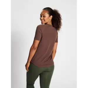 Camiseta de mujer Hummel Mt Vanja image-4