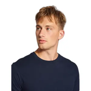 Camiseta Hummel Red Basic image-4