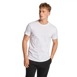 Camiseta Hummel Red Basic image-1