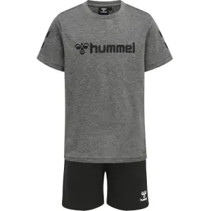 Conjunto de camiseta y pantalón corto para niños Hummel Novet image-0