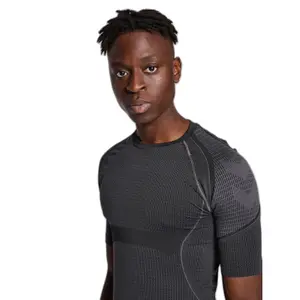 Camiseta Hummel MT Olli image-6