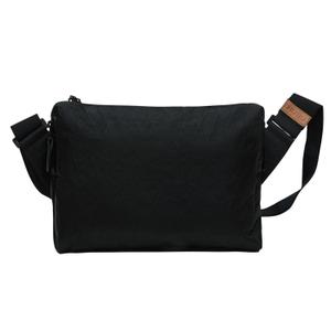 hcvtxbl-sac-bandouliere-huru-crossbody-x-pac-black-2-l