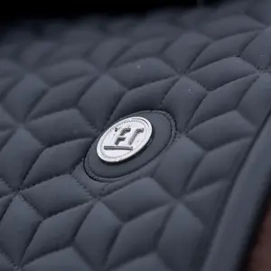 Mata ujeżdżeniowa dla koni HV Polo Essential DR image-2