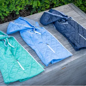 Doudoune à capuche sans manches femme HV Society Blair image-2