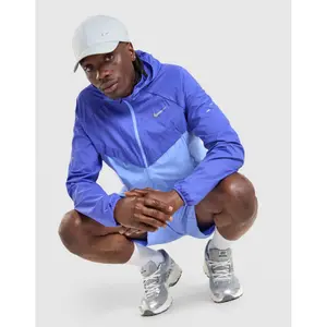 Chaqueta de chándal Nike Stride image-3
