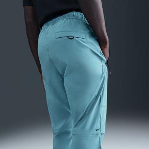 Pantalón tejido con dobladillo sin coser Nike Tech image-4