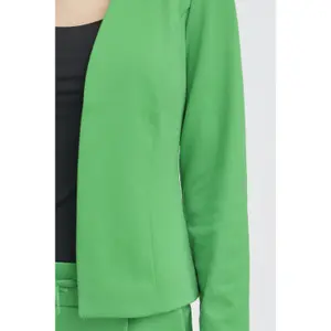 Blazer feminino com corte Ichi Ihkate image-6