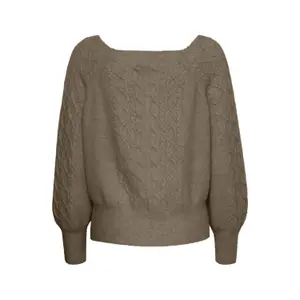 Saltador feminino Ichi IHLiyanna image-3