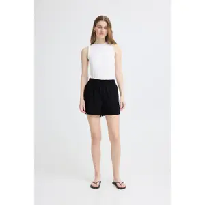 Women's shorts Ichi Linno 3 image-1