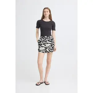 Women's shorts Ichi IHLINNO SHO3 image-1