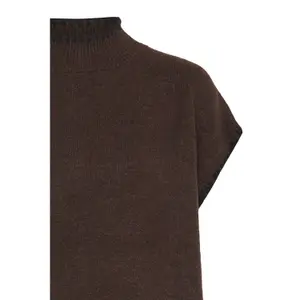 Poncho woman Ichi Iaberta image-2