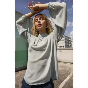 Blusa de manga comprida feminina Ichi Cellani image-6