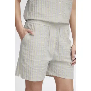 Women's shorts Ichi Kadaya image-5
