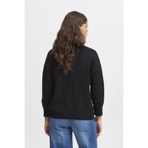 Saltador feminino Ichi Kamara image-4