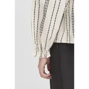 Woman's shirt Ichi Josine image-5