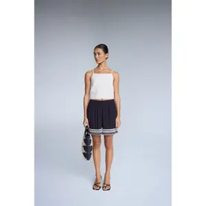 Women's shorts Ichi Ragni image-2