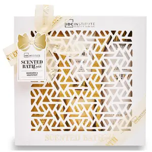 4 pieces cosmetic care set IDC Institute Gold image-0