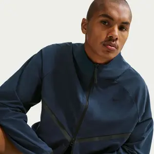 Zip-Front Windbreaker aus Mesh Nike image-4
