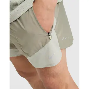 Shorts mit Unterhose Nike Dri-FIT Stride Plus image-4
