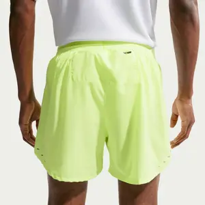 Korte broek met geïntegreerde onderbroek Nike Dri-Fit Stride image-2