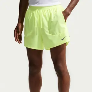 Korte broek met geïntegreerde onderbroek Nike Dri-Fit Stride image-3