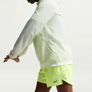 Korte broek met geïntegreerde onderbroek Nike Dri-Fit Stride image-4