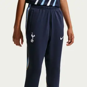 Tottenham Kinderhose Strike image-3