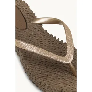 Glittriga flip-flops för kvinnor Ilse Jacobsen Hornbæk image-4