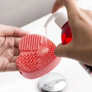 Make-up brush cleaner InnovaGoods Heart image-5