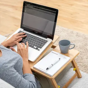 Συγκεντρωτικό αναδιπλούμενο τραπέζι από μπαμπού InnovaGoods Lapwood image-3
